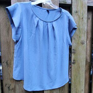 NWOT Women's Shein 1XL Short Sleeve Blouse Denim Blue